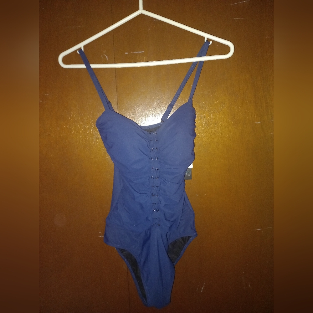 Profile by Gottex, Size 8, Navy